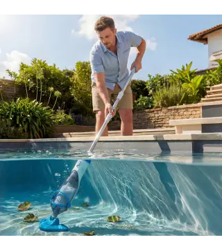 Limpiafondos de Piscina Manual Inalámbrica con Cepillo y Barra Ajustable de 63-150 cm para Piscinas Pequeñas Azul