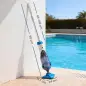 Limpiafondos de Piscina Manual Inalámbrica con Cepillo y Barra Ajustable de 63-150 cm para Piscinas Pequeñas Azul