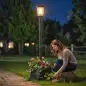Farola Solar Exterior de Jardín con Macetero 2 Modos de Brillo 100/50 lm IP44 Encendido/Apagado Automático Negro