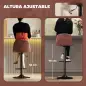 Conjunto 2 Taburetes Altos Ajustables 360° con Respaldo y Reposapiés para Cocina Bar o Comedor 40,5x44x84-104 cm Marrón Conjunto 2 Taburetes Altos Ajustables 360° con Respaldo y Reposapiés para Cocina Bar o Comedor 40,5x44x84-104 cm Marrón