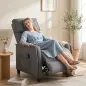 Sillón de Masaje Reclinable con Reposapiés 2 Zonas de Masaje Asiento de Muelles Bolsillos Tapizado en Lino Gris Sillón de Masaje Reclinable con Reposapiés 2 Zonas de Masaje Asiento de Muelles Bolsillos Tapizado en Lino Gris