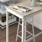Conjunto de 2 Mesas Altas de Bar con 4 Taburetes Marco de Acero Estilo Industrial Natural y Blanco Conjunto de 2 Mesas Altas de Bar con 4 Taburetes Marco de Acero Estilo Industrial Natural y Blanco