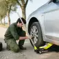 Gato Hidráulico para Coche 3 T Altura de Elevación 75-505 mm con Bomba de Doble Pistón Ruedas y Mango de Aluminio Amarillo