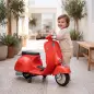 Moto Eléctrica para Niños Licencia VESPA Arranque Suave Ruedines Desmontables Luz Delantera Música, Bocina USB Rojo Moto Eléctrica para Niños Licencia VESPA Arranque Suave Ruedines Desmontables Luz Delantera Música, Bocina USB Rojo