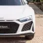 Coche Eléctrico Niños Audi R8 Spyder 12V con Mando a Distancia 2,4 G 2 Motores Arranque Suave Suspensión Trasera Blanco