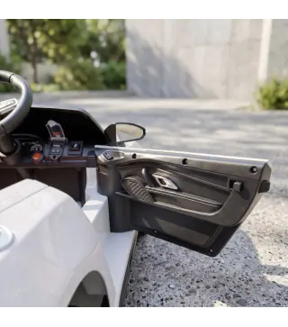 Coche Eléctrico Niños Audi R8 Spyder 12V con Mando a Distancia 2,4 G 2 Motores Arranque Suave Suspensión Trasera Blanco