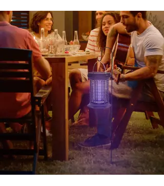 Antimosquitos Eléctrico 2 en 1 9W con Luces LED UV Recargable Solar y USB Efecto 30 m² para Jardín Terraza Patio Negro