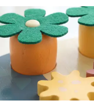 Mesa de Actividades para Bebé 1-3 Años 6 en 1 Montessori con Engranajes Laberinto de Cuentas Reloj Giratorio Zanahorias