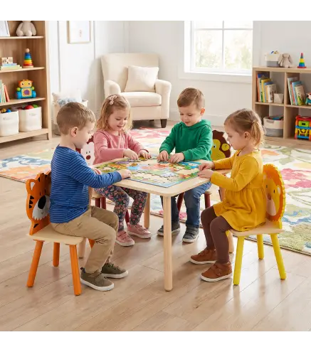 Mesa Infantil con 4 Sillas con Diseños de Animales Juego de Madera 5 Piezas para Niños y Niñas 3-8 Años Amarillo