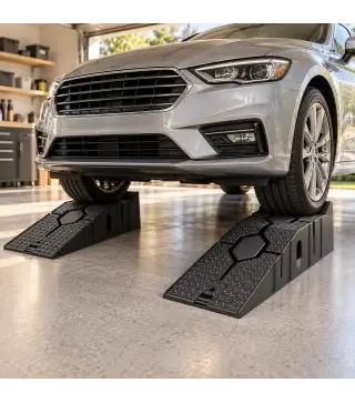 Juego 2 Rampas para Coches de HDPE Carga 2 Toneladas para Coches Estándares Furgonetas Pequeñas 90x29,5x22,5 cm Negro